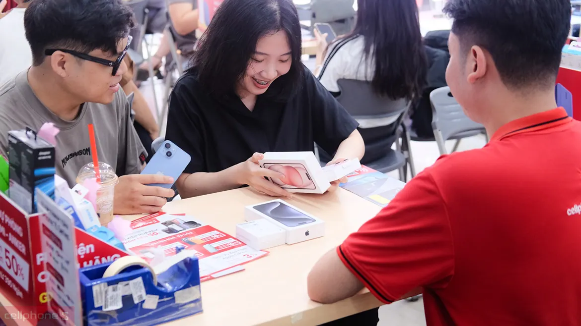 Mua điện thoại trả góp 0 đồng qua công ty tài chính