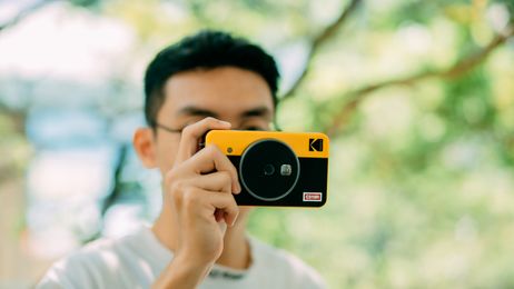 Trên tay Kodak Mini Shot 2 Retro: Máy ảnh lấy liền phong cách Retro cực xinh, ảnh in chất lượng cao, giá hơn 3 triệu đồng