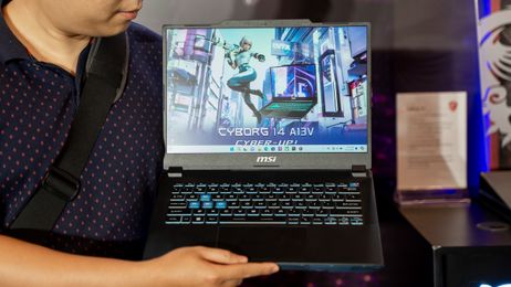 Trên tay MSI Cyborg 14 A13V: Laptop gaming 14 inch đầu tiên của MSI, quá nhiều cải tiến, giá 24.99 triệu đồng